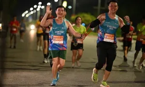 Giải mã 'ngôn ngữ' riêng giúp runner khiếm thị chinh phục marathon Giải mã 'ngôn ngữ' riêng giúp runner khiếm thị chinh phục marathon