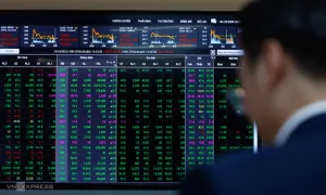 Cổ phiếu Vingroup đỡ thị trường